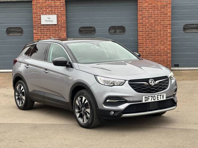 Vauxhall Grandland X 1.2 Turbo SRi Nav 5dr Hatchback Petrol Grey