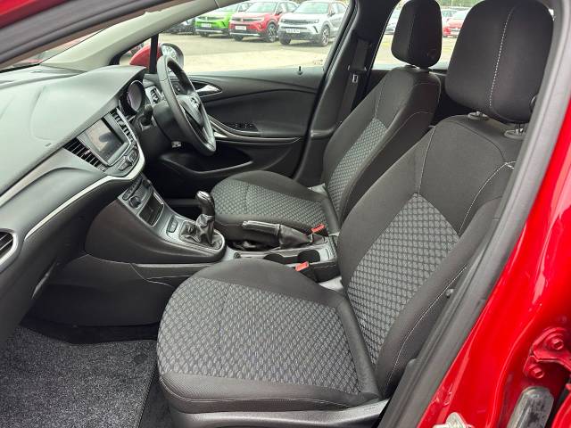 2021 Vauxhall Astra 1.5 Turbo D 105 SE 5dr