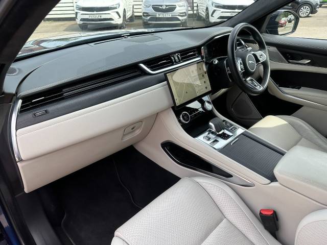 2021 Jaguar F-Pace 2.0 D200 R-Dynamic HSE 5dr Auto AWD