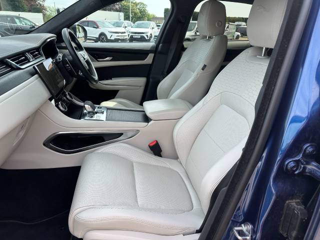 2021 Jaguar F-Pace 2.0 D200 R-Dynamic HSE 5dr Auto AWD