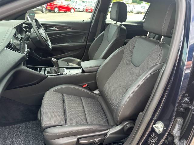 2019 Vauxhall Insignia 2.0 Turbo D SRi Vx-line Nav 5dr