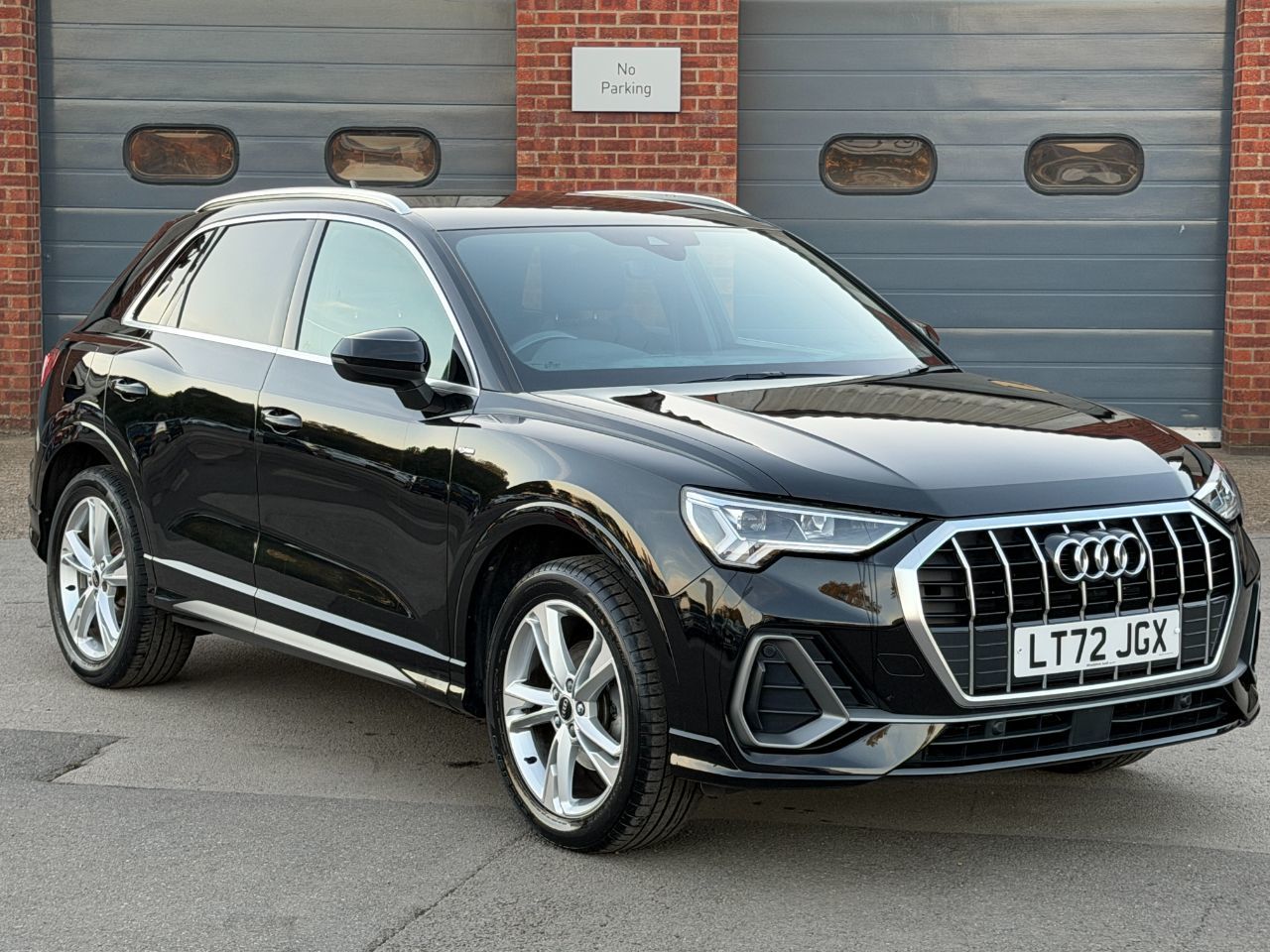 2022 Audi Q3