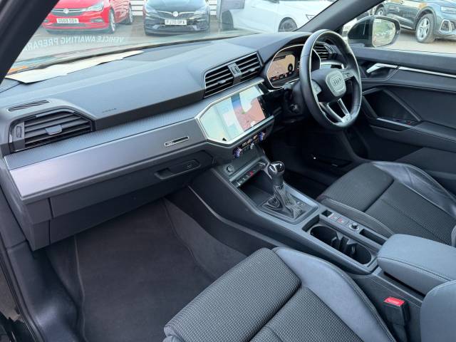 2022 Audi Q3 1.5 35 TFSI S Line 5dr S Tronic