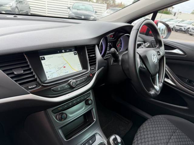 2019 Vauxhall Astra 1.4T 16V 125 Tech Line Nav 5dr