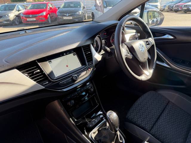 2020 Vauxhall Astra 1.2 Turbo 145 SRi VX-Line Nav 5dr