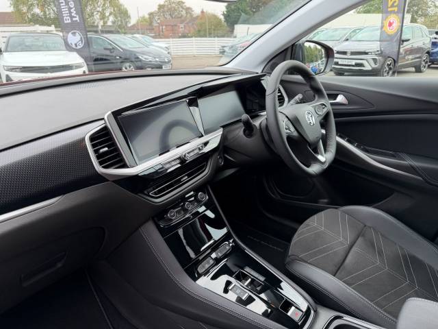 2024 Vauxhall Grandland 1.2T 130PS Ultimate 5dr