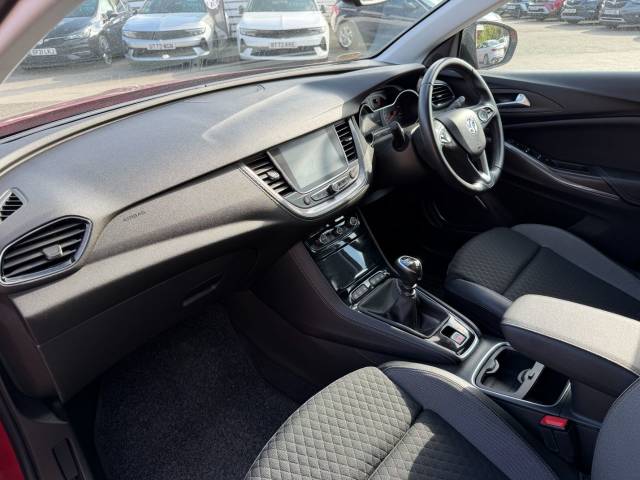 2019 Vauxhall Grandland X 1.2 Turbo Sport Nav 5dr