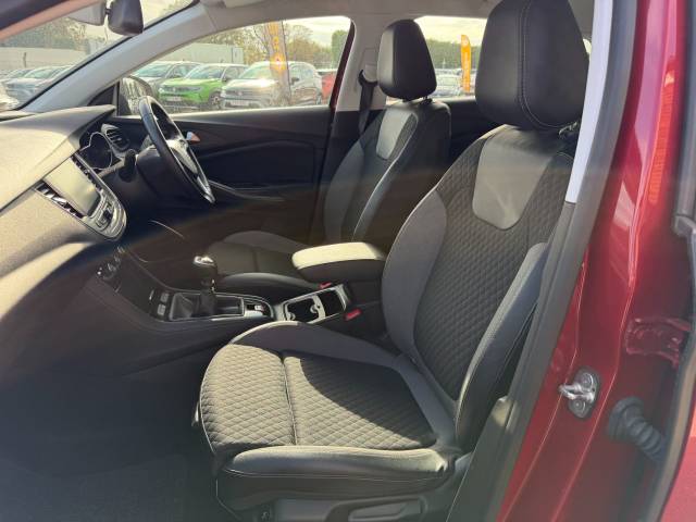 2019 Vauxhall Grandland X 1.2 Turbo Sport Nav 5dr