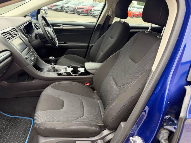 2016 Ford Mondeo 1.5 TDCi ECOnetic Titanium 5dr