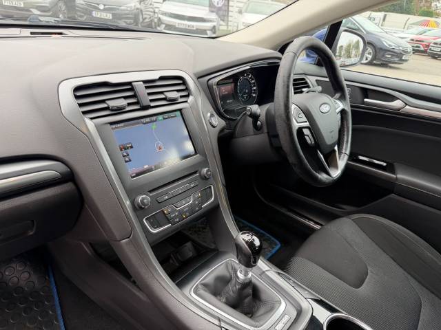 2016 Ford Mondeo 1.5 TDCi ECOnetic Titanium 5dr