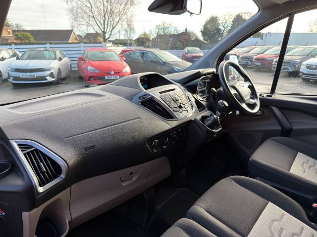 2017 Ford Tourneo Custom 2.0 TDCi 130ps  9 Seater Titanium