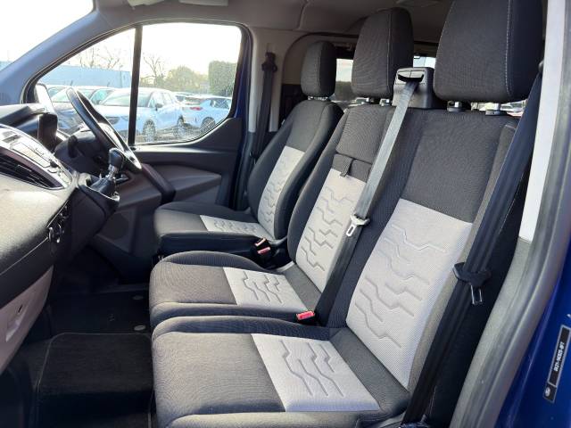 2017 Ford Tourneo Custom 2.0 TDCi 130ps  9 Seater Titanium