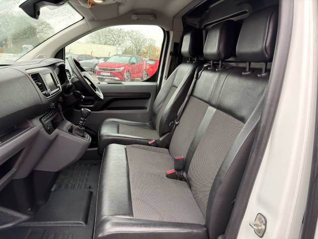 2021 Vauxhall Vivaro 2700 1.5d 100PS Dynamic H1 Van