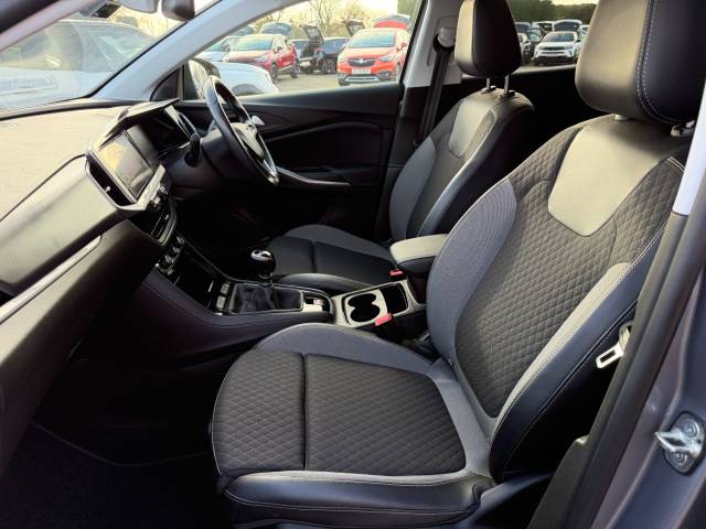 2022 Vauxhall Grandland 1.2 Turbo Elite 5dr