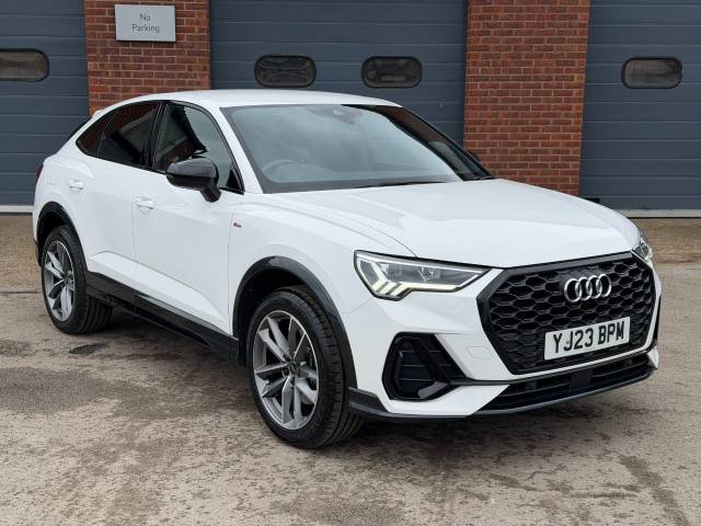 Audi Q3 Sportback TFSI e Q3 1.4 TFSIe 45 Black Edition Sportback 5dr Petrol Plug-in Hybrid 13kWh (245 ps) Estate Petrol / Electric Hybrid White