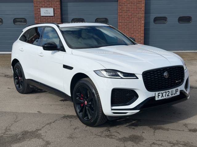 Jaguar F-Pace 2.0 P400e R-Dynamic Black 5dr Auto AWD Estate Petrol / Electric Hybrid White