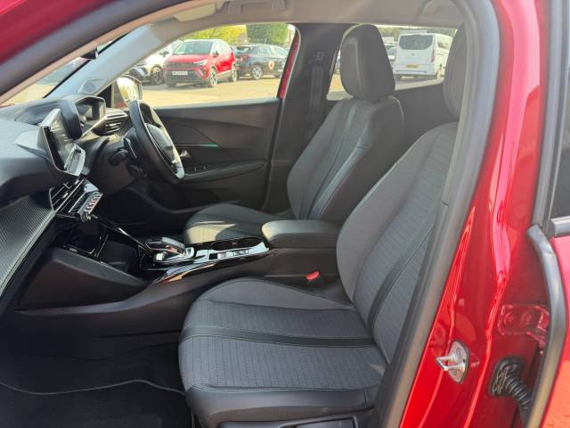 2021 Peugeot 2008 1.2 PureTech 130 Allure Premium 5dr EAT8