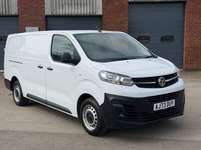 Vauxhall Vivaro 2900 1.5d 100PS Prime H1 Van Panel Van Diesel White