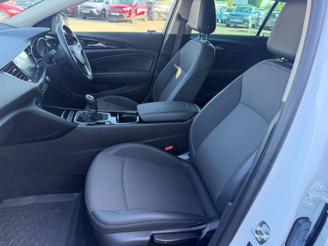 2018 Vauxhall Insignia Country Tourer 2.0 Turbo D 4X4 5dr