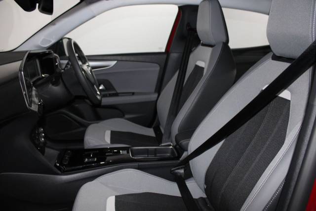 2024 Vauxhall Mokka-e 0.0 100kW Design 50kWh 5dr Auto
