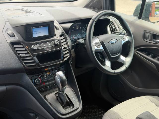 2022 Ford Grand Tourneo Connect 1.5 EcoBlue 120 Titanium 5dr Powershift
