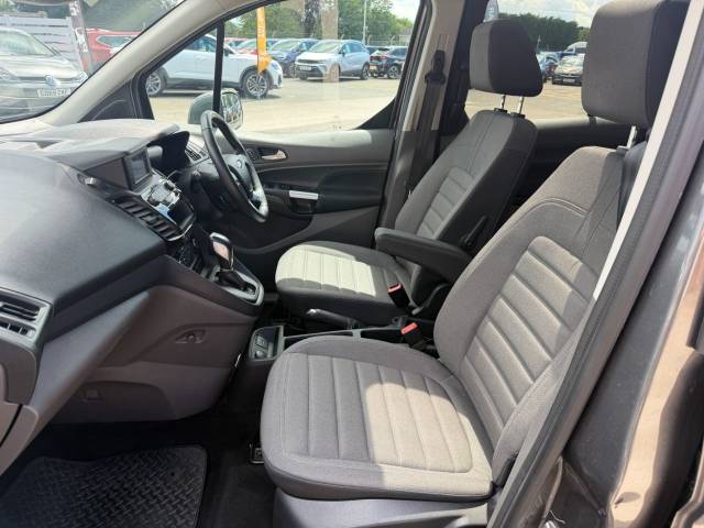 2022 Ford Grand Tourneo Connect 1.5 EcoBlue 120 Titanium 5dr Powershift