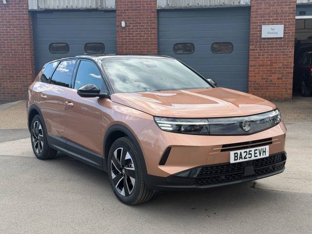 Vauxhall Grandland 1.2 Hybrid 145 Ultimate 5dr e-DCT6 Hatchback Hybrid Brown