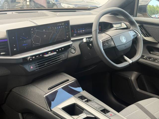 2025 Vauxhall Grandland 1.2 Hybrid 145 Ultimate 5dr e-DCT6