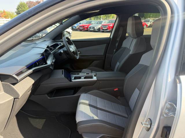 2025 Vauxhall Grandland 1.2 Hybrid 145 Ultimate 5dr e-DCT6