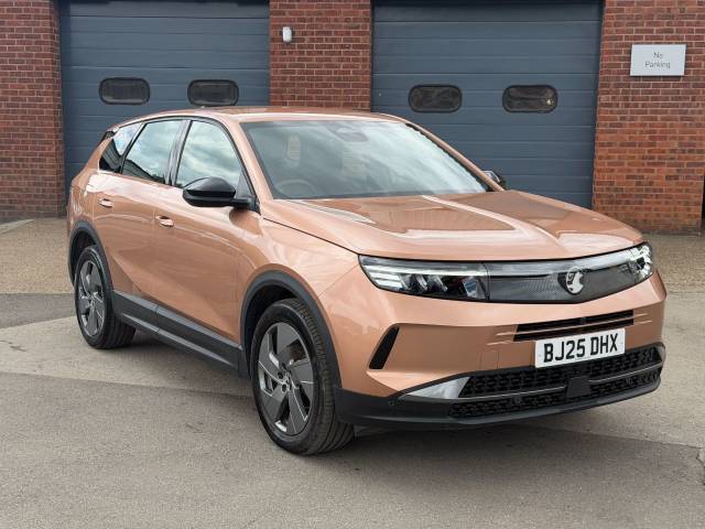Vauxhall Grandland 1.2 Hybrid [136] Design 5dr e-DCT6 Hatchback Hybrid Brown