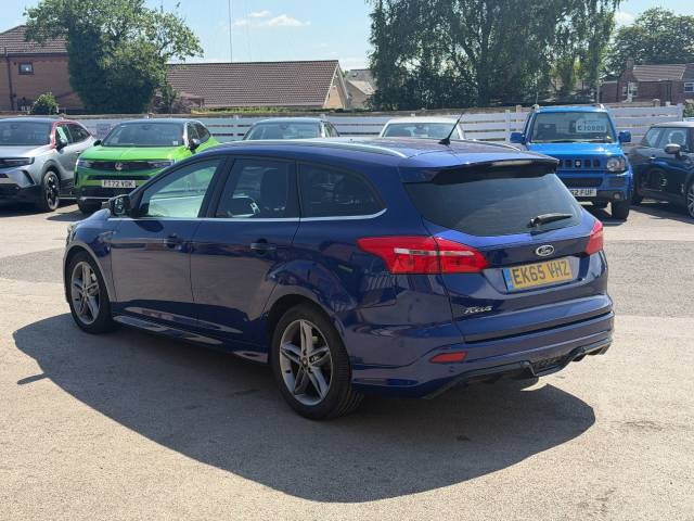 2015 Ford Focus 1.5 TDCi 120 Zetec S 5dr