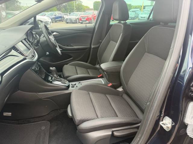 2019 Vauxhall Astra 1.4T 16V 150 Griffin 5dr Auto [Start Stop]