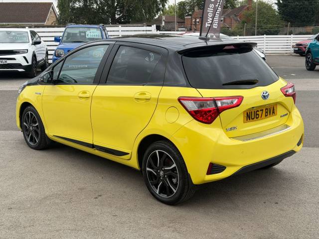 2017 Toyota Yaris 1.5 Hybrid Yellow Edition 5dr CVT