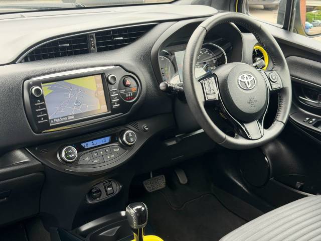 2017 Toyota Yaris 1.5 Hybrid Yellow Edition 5dr CVT