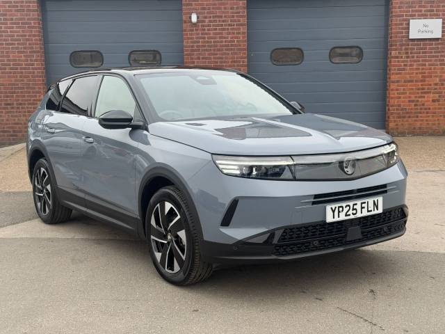 Vauxhall Grandland 1.2 Hybrid [136] Ultimate 5dr e-DCT6 [Pan Roof] Hatchback Petrol Grey