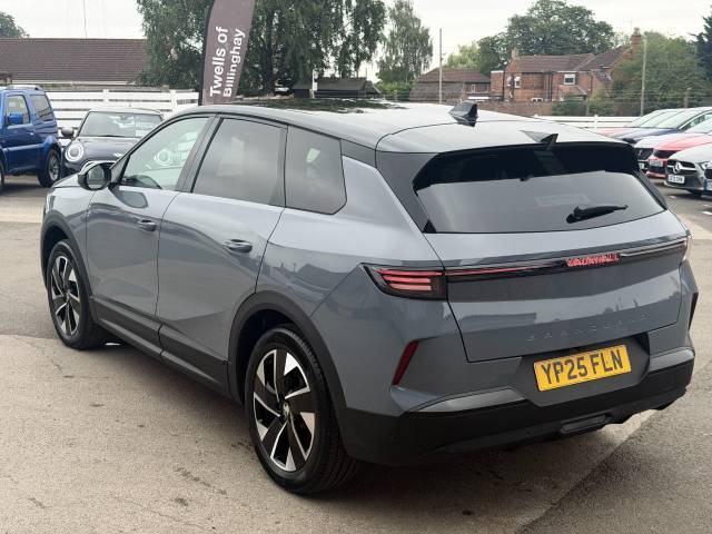 2025 Vauxhall Grandland 1.2 Hybrid [136] Ultimate 5dr e-DCT6 [Pan Roof]