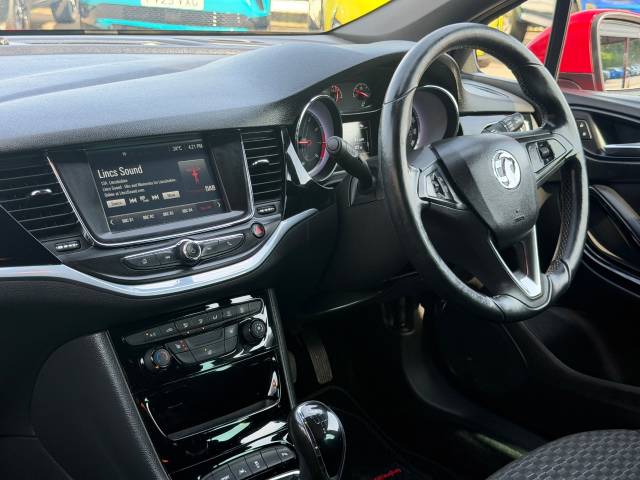 2016 Vauxhall Astra 1.0T 12V ecoFLEX SRi 5dr