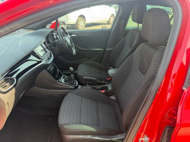 2016 Vauxhall Astra 1.0T 12V ecoFLEX SRi 5dr