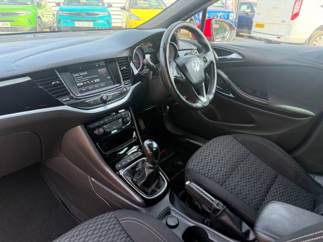 2016 Vauxhall Astra 1.0T 12V ecoFLEX SRi 5dr