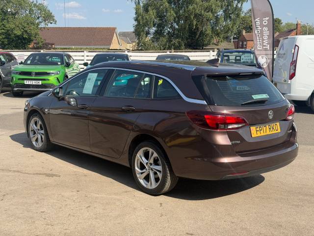 2017 Vauxhall Astra 1.4T 16V 150 SRi Nav 5dr Auto