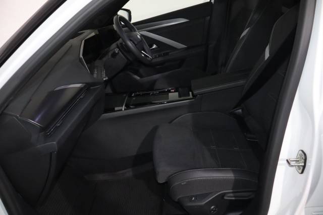2025 Vauxhall Astra 1.2 Turbo 130 Ultimate 5dr Auto