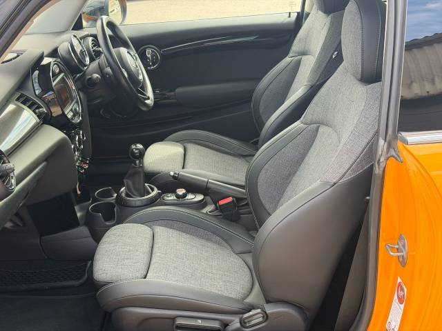 2014 Mini Hatchback 1.5 Cooper 3dr