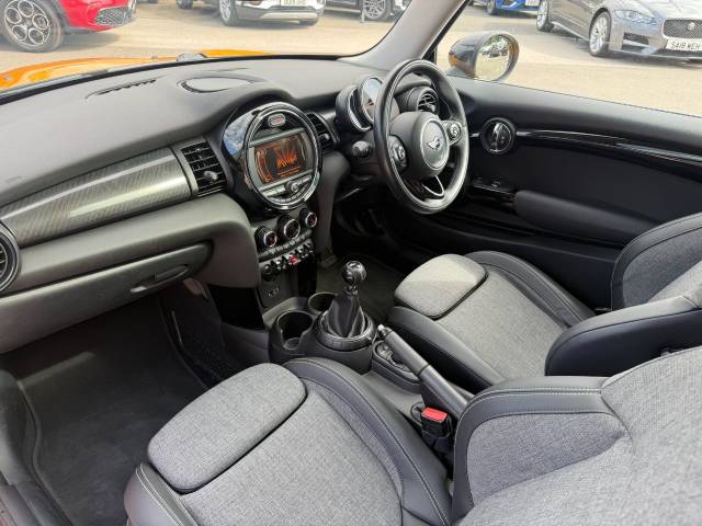 2014 Mini Hatchback 1.5 Cooper 3dr