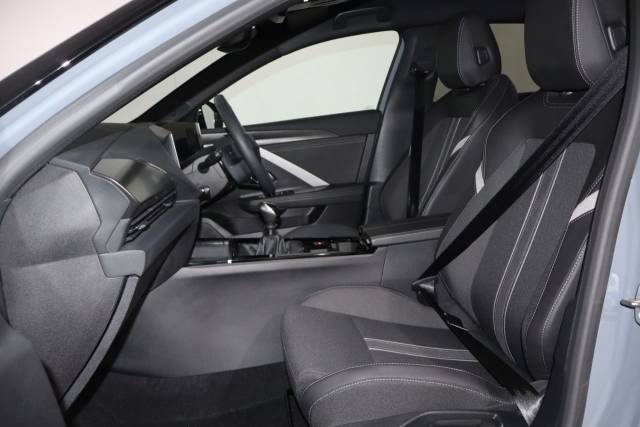 2025 Vauxhall Astra 1.2 Turbo 130 GS 5dr