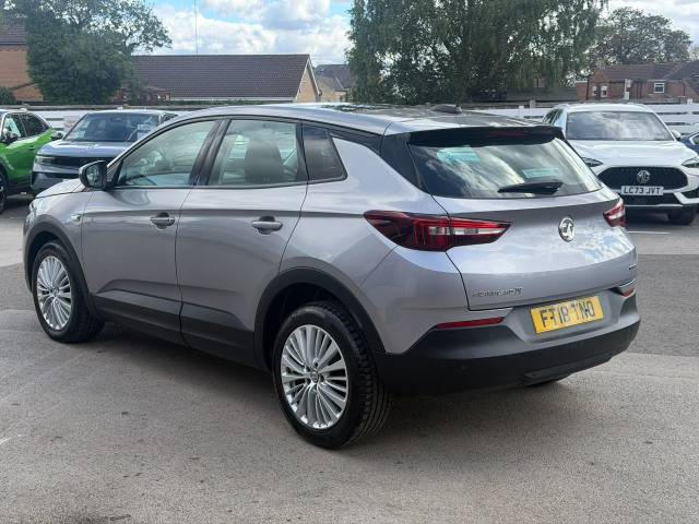 2018 Vauxhall Grandland X 1.2 Turbo SE 5dr