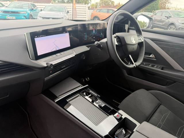 2025 Vauxhall Astra 1.2 Turbo Hybrid 145 Ultimate 5dr e-DCT6