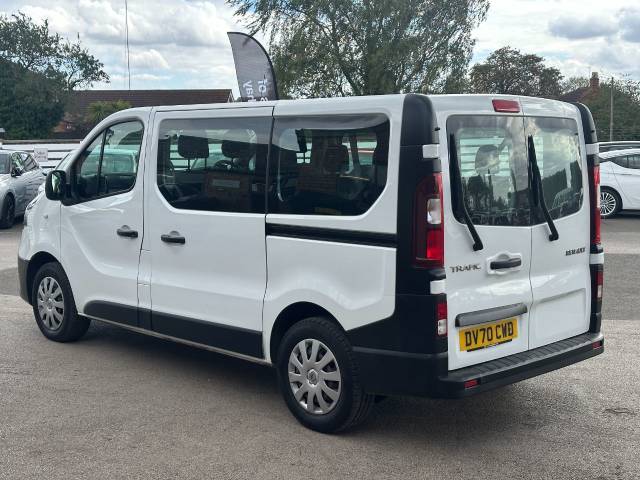 2020 Renault Trafic 2.0 SL28 ENERGY dCi 120 Business 9 Seater
