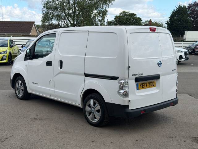 2017 Nissan e-NV200 Tekna Rapid Plus Van Auto