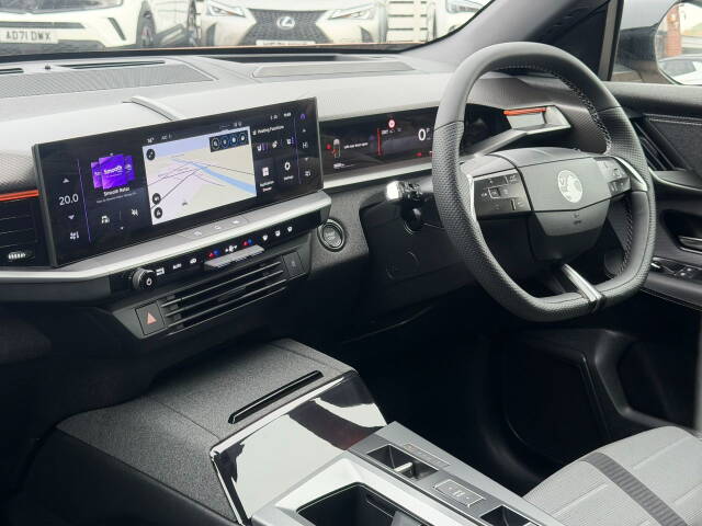 2025 Vauxhall Grandland 1.2 Hybrid 145 Ultimate 5dr e-DCT6